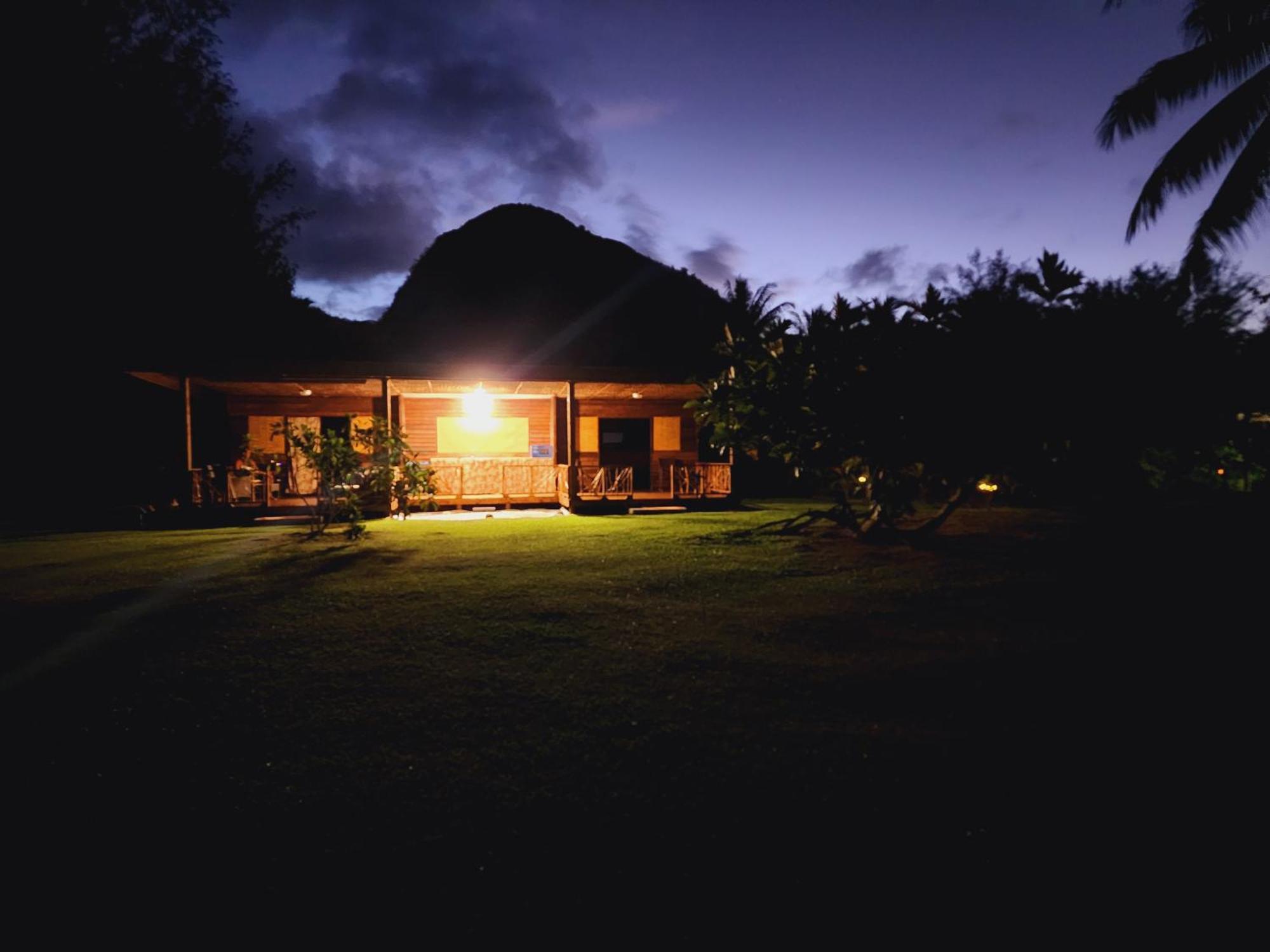 Moanaiti Lodge Maeva Exterior photo