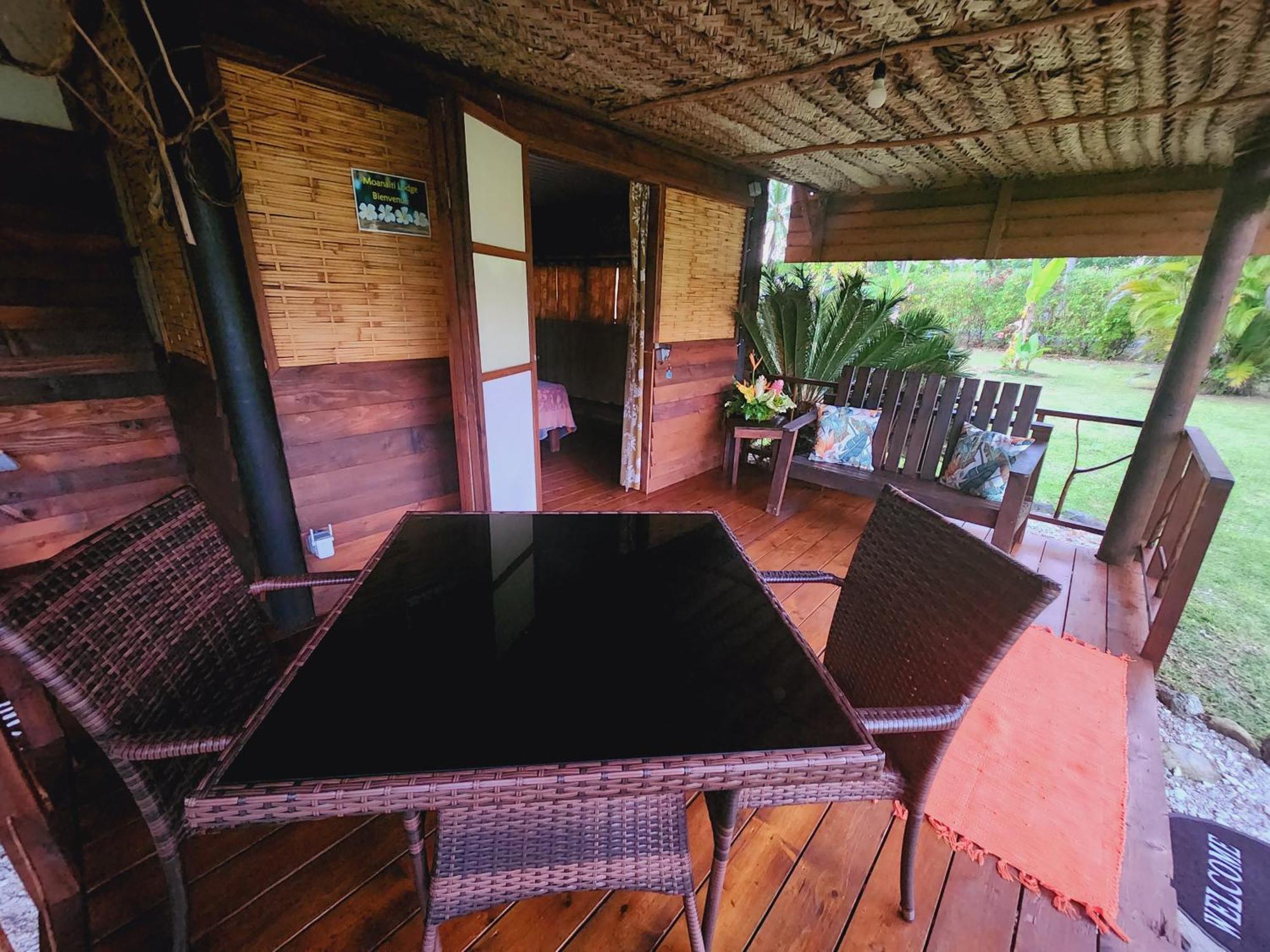 Moanaiti Lodge Maeva Exterior photo